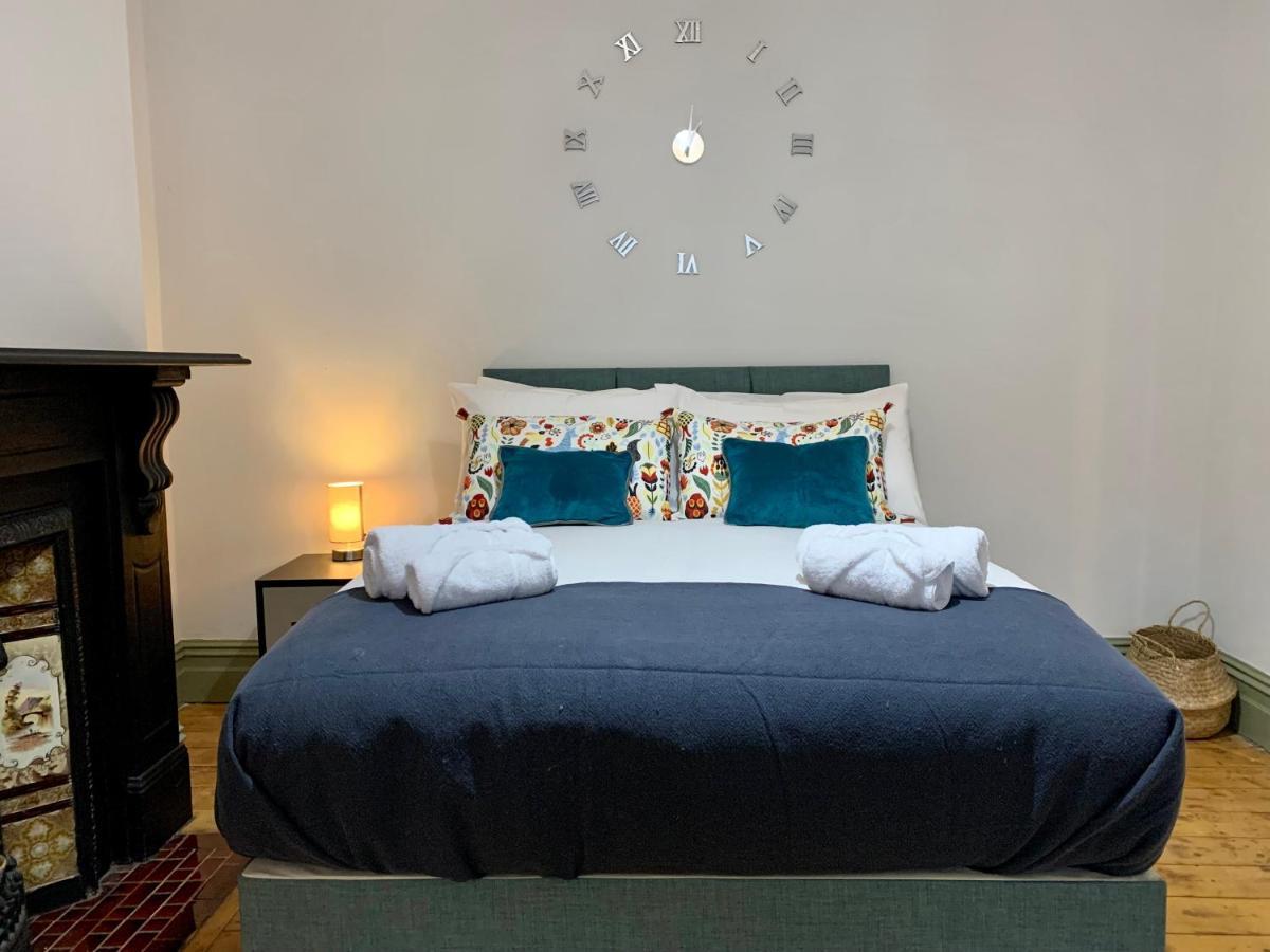 Stamer House By Yourstays, Stylish Quirky House, With 4 Double Bedrooms, Book Now! Stoke-on-Trent Экстерьер фото