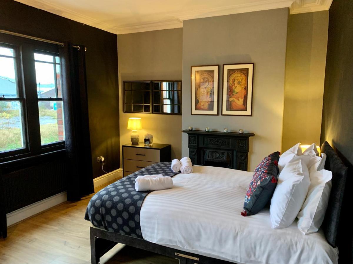 Stamer House By Yourstays, Stylish Quirky House, With 4 Double Bedrooms, Book Now! Stoke-on-Trent Экстерьер фото