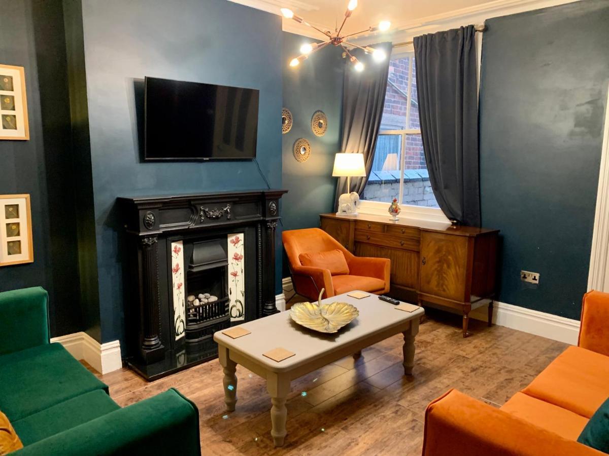Stamer House By Yourstays, Stylish Quirky House, With 4 Double Bedrooms, Book Now! Stoke-on-Trent Экстерьер фото