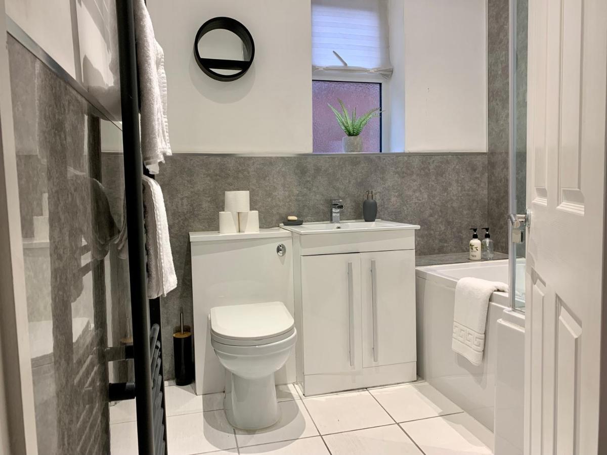 Stamer House By Yourstays, Stylish Quirky House, With 4 Double Bedrooms, Book Now! Stoke-on-Trent Экстерьер фото