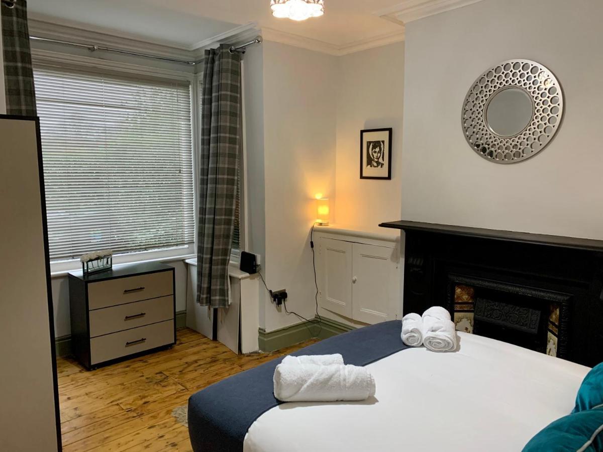 Stamer House By Yourstays, Stylish Quirky House, With 4 Double Bedrooms, Book Now! Stoke-on-Trent Экстерьер фото